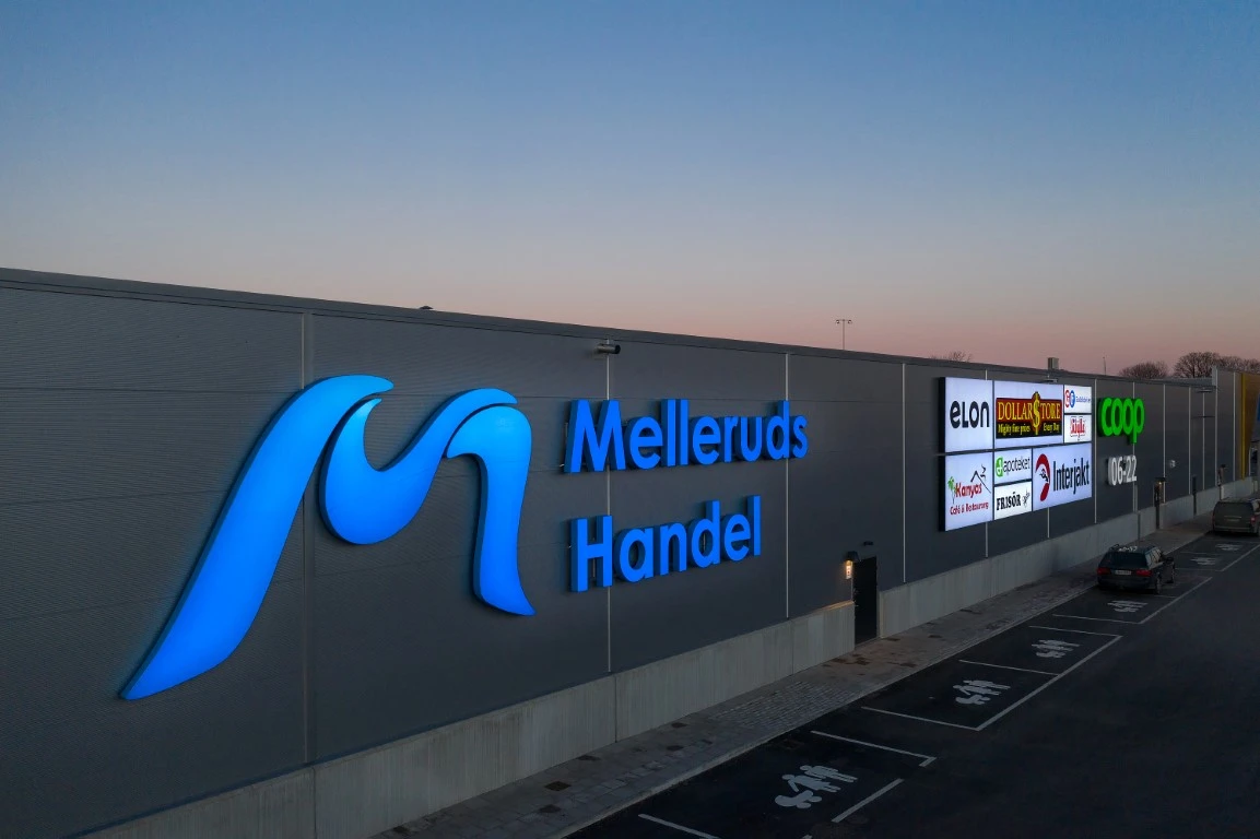 Mellerud handel och pylon